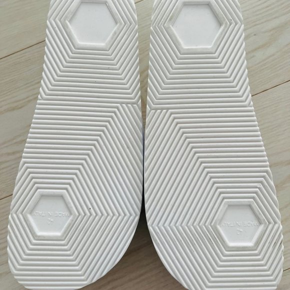 John Richmond Logo Rubber Slides White - Picture 3 of 3